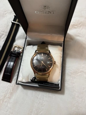 Reloj mecánico Orient Bambino FAC08001T0 hombre correas personalizadas nuevo dorado marrón mecánico Foto 1 de 4