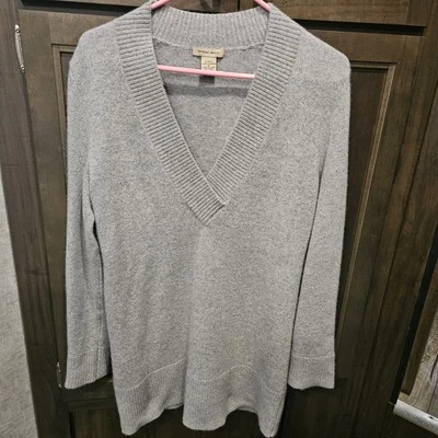 Suéter Diseño Vertical 2 Capas 100% Cachemira Limpieza en Seco Solo Cuello en V Talla M  Foto 1 de 3