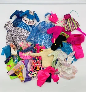 39 Pcs 1980-90's Assrtd Barbie Clothes & 1960's Handmade Fashion Doll Clothes - Picture 1 of 19