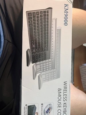 Topmate KM9000 Ultra Slim Wireless Keyboard and Mouse Combo (White/Silver) - Image 1 of 3