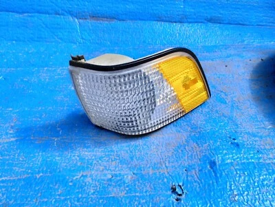 91,92,93,94,95,96 Buick Century luz de estacionamiento izquierda lámpara de señal Foto 1 de 4