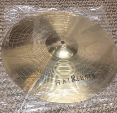 Hairiesis Exquisite Alloy 16" Crash Cymbal Polished Gold Drum Drumming Kit - Image 1 of 4