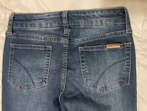 Joe's Jeans Girls Size 8 Skinny Leg Denim Jeans Medium Wash Raw Edge Cuff EUC - Picture 1 of 8