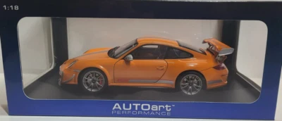 PORSCHE 911 (997) GT3 RS 4.0 ORANGE 1/18  78148 AUTOART - Immagine 1 di 2
