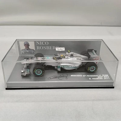 Minichamps MERCEDES GP PETRONAS 1/43 Minicar - Image 1 of 4