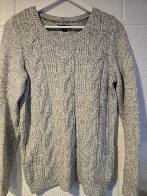 Womens Tommy Hilfiger Gray Wool Sweater Size M - Image 1 of 3