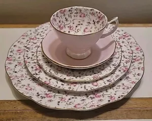 Royal Albert Rose Konfetti Teetasse, Untertasse, 6,5", 8" & 10,5" Teller 5 Stück Set - Bild 1 von 18
