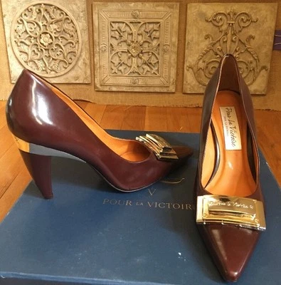 Pour La Victoire лакированная кожа острый носок золотой металлический каблук туфли Sz 6 - Изображение 1 из 4