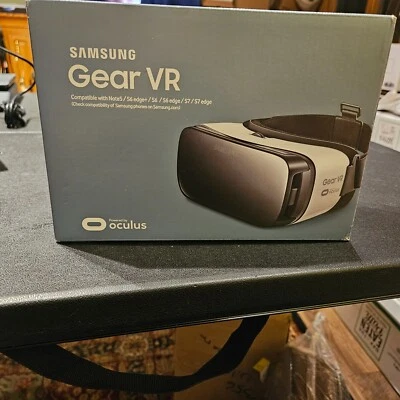 Auriculares Samsung SM-R322NZWAXAR Gear VR - Blanco Escarcha - Caja Abierta Foto 1 de 4