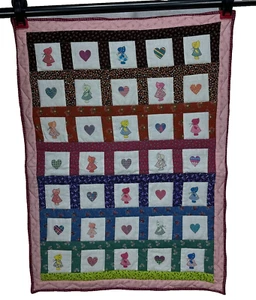 Vintage Sunbonnet Sue Lap Quilt Heart Farmhouse Farm Girl Bonnet Rainbow ADORABL - Picture 1 of 12