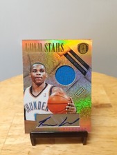 2011 Russell Westbrook Panini Gold Standard Gold Stars Auto Jersey Card #d/25
