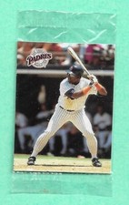 (1) TONY GWYNN 1993 HUMPTY DUMPTY FOOD PADRES  SEALED MINI CARD (I3428)