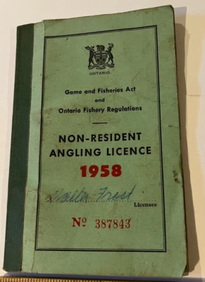 1958 ONTARIO NON-RESIDENT ANGLING LICENCE + FISH SHIPPING TAGS - Image 1 of 3