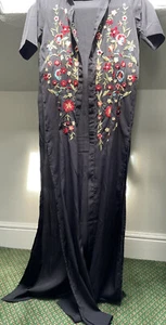 Boohoo Long Maxi Top UK8 EU36 Embroidered, Twin Side Splits, Buttons Down Half - Picture 1 of 4