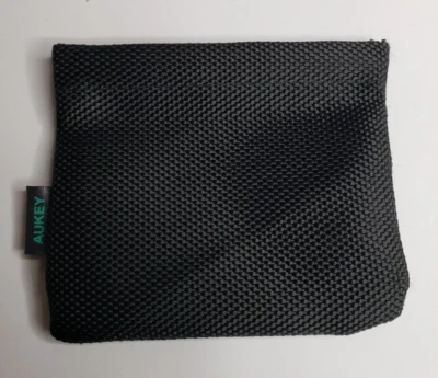 Estojo de transporte Aukey fones de ouvido fones de ouvido fones de ouvido armazenamento preto 3"x4"  - Imagem 1 de 4