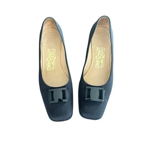 Salvatore Ferragamo Vintage Classic Fabric Buckle Heel Black Pump Women's US 7 - Picture 1 of 7