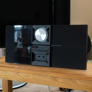 Bang & Olufsen | B&O Beosound Century - Type: 2652 (AM Loop + Active FM/Handle) - Picture 1 of 22