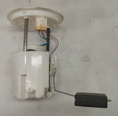 2010 - 2012 FORD FUSION FUEL PUMP ASSEMBLY OEM, 323-00820 - Image 1 of 4