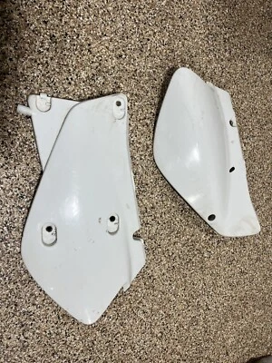00-06 Honda XR650R XR 650R Oem Airbox Side Covers Left Right Panels - Image 1 of 2