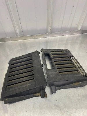 91 92 YAMAHA Venture Xl OEM ПРАВАЯ ЛЕВАЯ ПАНЕЛЬ КОРПУСА КРЫШКА ВЕНТИЛЯЦИОННАЯ ЖАЛЮЗИ вентиляционные панели - Изображение 1 из 4