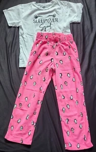 Old Navy Fleece Penguin Pajama Bottoms Sleepover Squad Top Size Medium - Picture 1 of 6