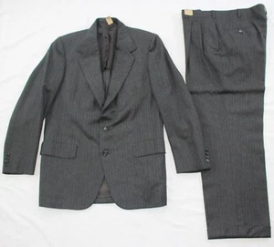 vtg OXXFORD Suit SUPER 100s WOOL Pinstriped Men's 40 Reg 40R  Gray MADE IN USA - Picture 1 of 23