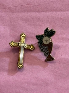 Prendedor de solapa y cruz para taza de fruta de primera comunión cristiana - Imagen 1 de 4