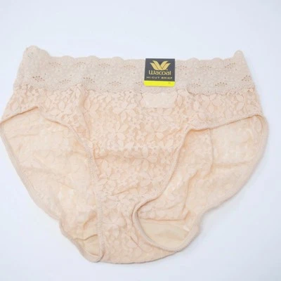 Wacoal b.tempt'd Lace Kiss Hi-Leg Panty Natural Nude Sz M NEW - Image 1 of 4