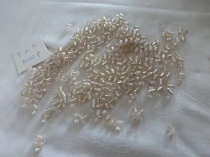 lot de 300 PERLES en verre vintage artisanalemarron très clair olive ovale - Imagen 1 de 3