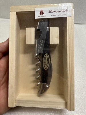 Sacacorchos CHATEAU LAGUIOLE Francés Hecho a Mano Gand Cru Cépage Mango Negro Foto 1 de 4