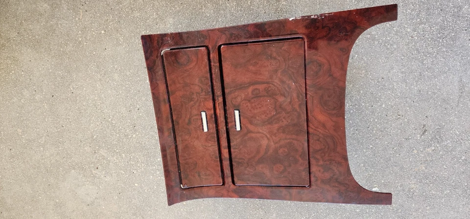 2007 2008 CADILLAC ESCALADE ESV CONSOLE PISO CENTRAL PORTA-COPO CAIXA DE ARMAZENAMENTO FABRICANTE DE EQUIPAMENTO ORIGINAL+ - Imagem 1 de 1