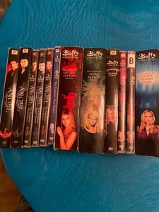 BUFFY THE VAMPIRE SLAYER KOMPLETTE SERIE UND ANGEL KOMPLETTE SERIE GEBRAUCHT DVDs - Bild 1 von 1