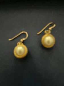 Pendientes colgantes grandes de perlas y oro - Usados en excelente estado - Imagen 1 de 3