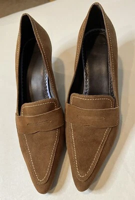 Land’s End 尖头麂皮绒乐福鞋高跟鞋/泵-经典-棕色-SZ。 8D — 第 1/4 张图片