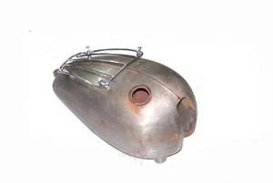 1965 Raw Fuel Tank with Grill Rack 2.5 Gal Fits For Triumph T120r Tr6 650cc - Picture 1 of 7
