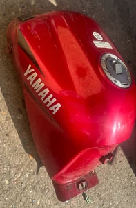 ⭐YAMAHA TDM 850 TDM850 1996-2001 FUEL PETROL TANK  RED FREE UK POSTAGE ⭐ - Picture 1 of 7