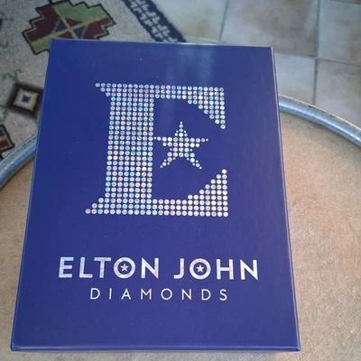 ELTON JOHN DIAMONDS GREATEST HITS (3CD DELUXE EDITION) BOX-SET Foto 1 de 3