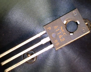 PNP TRANSISTOR TO-126 nec 2sa1142 TO-126 180V .1A 8w 100MA new Qty-5 - Picture 1 of 2
