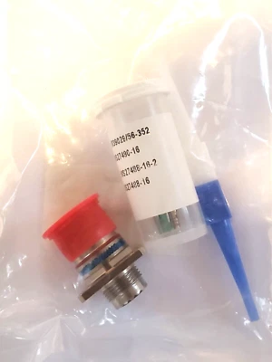 Amphenol 2 Position Circular Connector Receptacle-Female Sockets Gold Crimp - Image 1 of 4