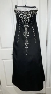 Niki Livas Y2K Black Strapless Corset Prom Dress Beaded Size 4 Formal Gown - Picture 1 of 8