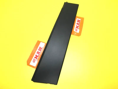 CUBIERTA DE MOLDURA DE VIDRIO PARA PUERTA lado del conductor PUERTA TRASERA OEM TOYOTA RAV4 19-22 Foto 1 de 4