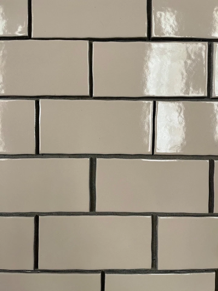 Azulejo de pared bronceado brillante 2 7/8" x 5 7/8" 10 pies cuadrados remodelación cerámica Summitville C# 234 Foto 1 de 1