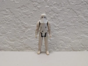 Vintage 1980 Kenner Star Wars ESB Imperial Stormtrooper Hoth Battle Gear solo figura - Foto 1 di 2