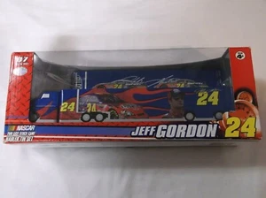 Winner's Circle Jeff Gordon 1:64 Hauler Tin Set w/ 2 cars #64631 - Picture 1 of 3