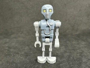 LEGO Star Wars 2-1B Medical Droid Minifigure Set 7879 - Picture 1 of 2