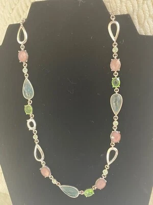 Ожерелье Anne Klein серебристого цвета с цветными драгоценными камнями - Изображение 1 из 4