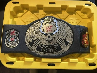 CINTURÓN CALAVERA HUMEANTE WWF AUSTIN 3:16 STONE COLD CHAMPIONSHIP CINTURÓN VINTAGE Foto 1 de 4