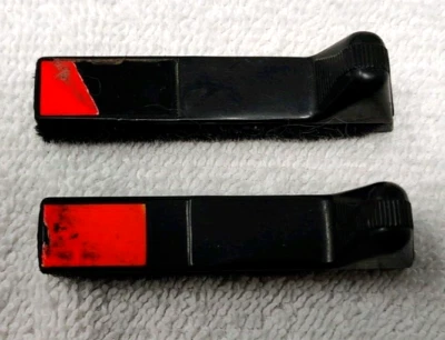 Пара оригинальных ручек рычагов ободьев дверного замка Pontiac Grand Am 1994 года выпуска - Изображение 1 из 4