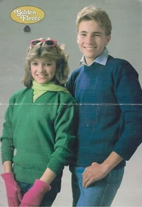 Golden Fleece Drop Sholder V & Round Neck Pullovers Knitting Pattern 4013  - Bild 1 von 1