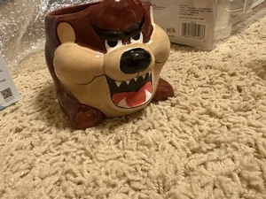 Taza Taz Looney Tunes Taza Aplausos 1989 Etiqueta Roja Diablo de Tasmania De colección Nueva - Imagen 1 de 5